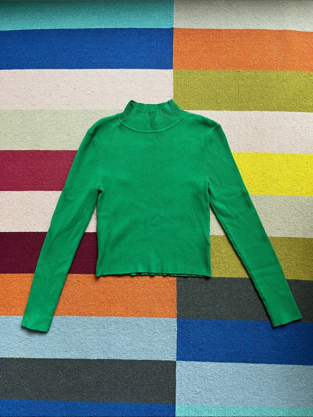 H&M Emerald Green Ribbed Mock Neck Long Sleeve Top